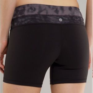 Lululemon Groove Short - reversible